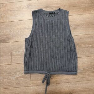 Robertson & Rodeo Sleeveless Knit Top